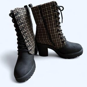 Brown and black Women's Riser Jazz Heeled Boots
